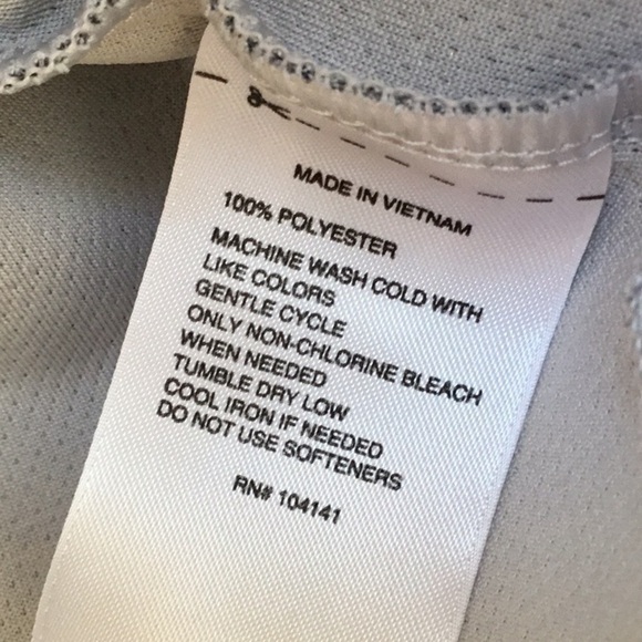 REEBOK heather gray speed wick quarter zip pullover. Men’s size small - Picture 9 of 9